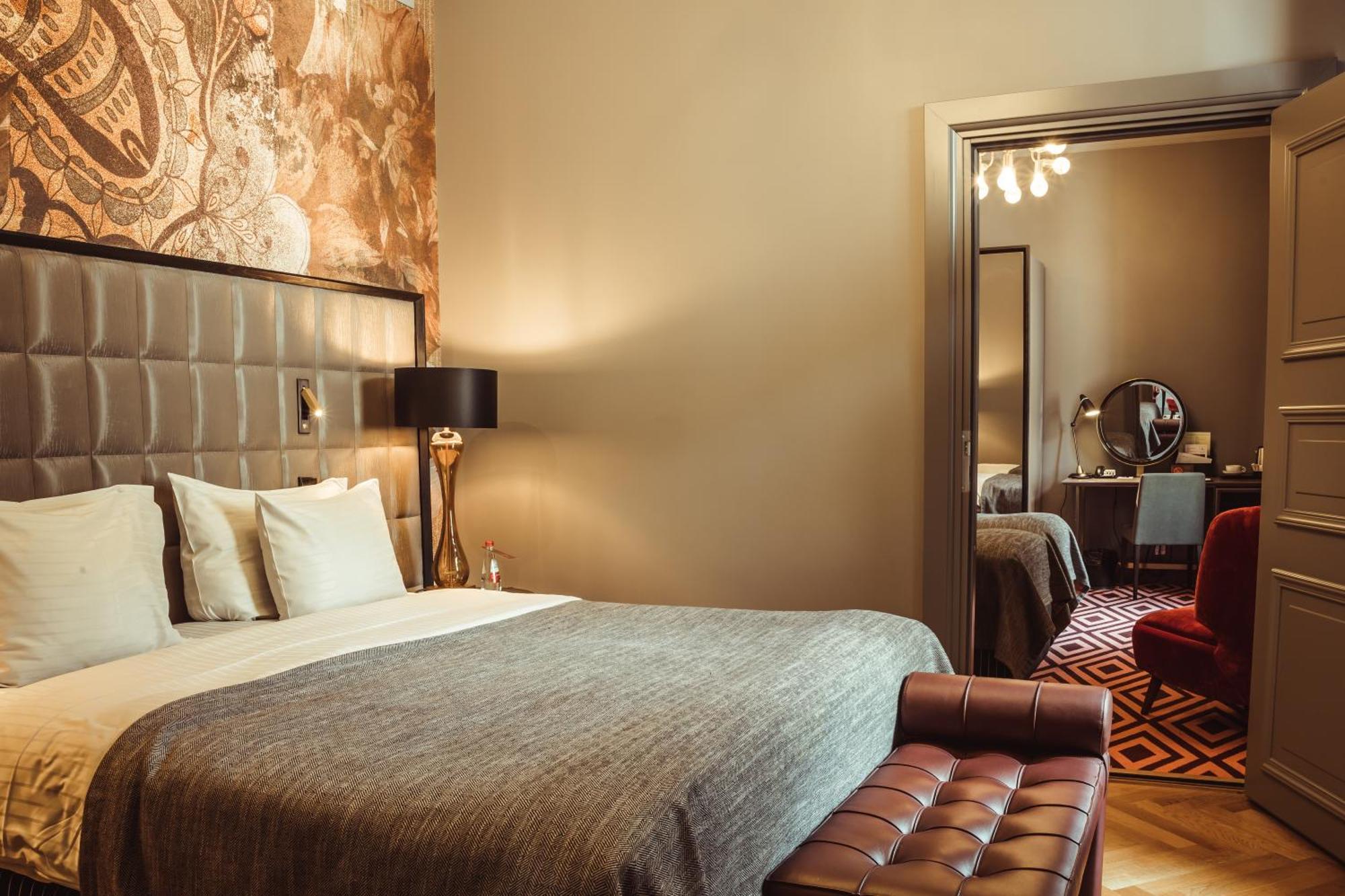 Grand Poet Hotel And Spa By Semarah Riga Bilik gambar Suite